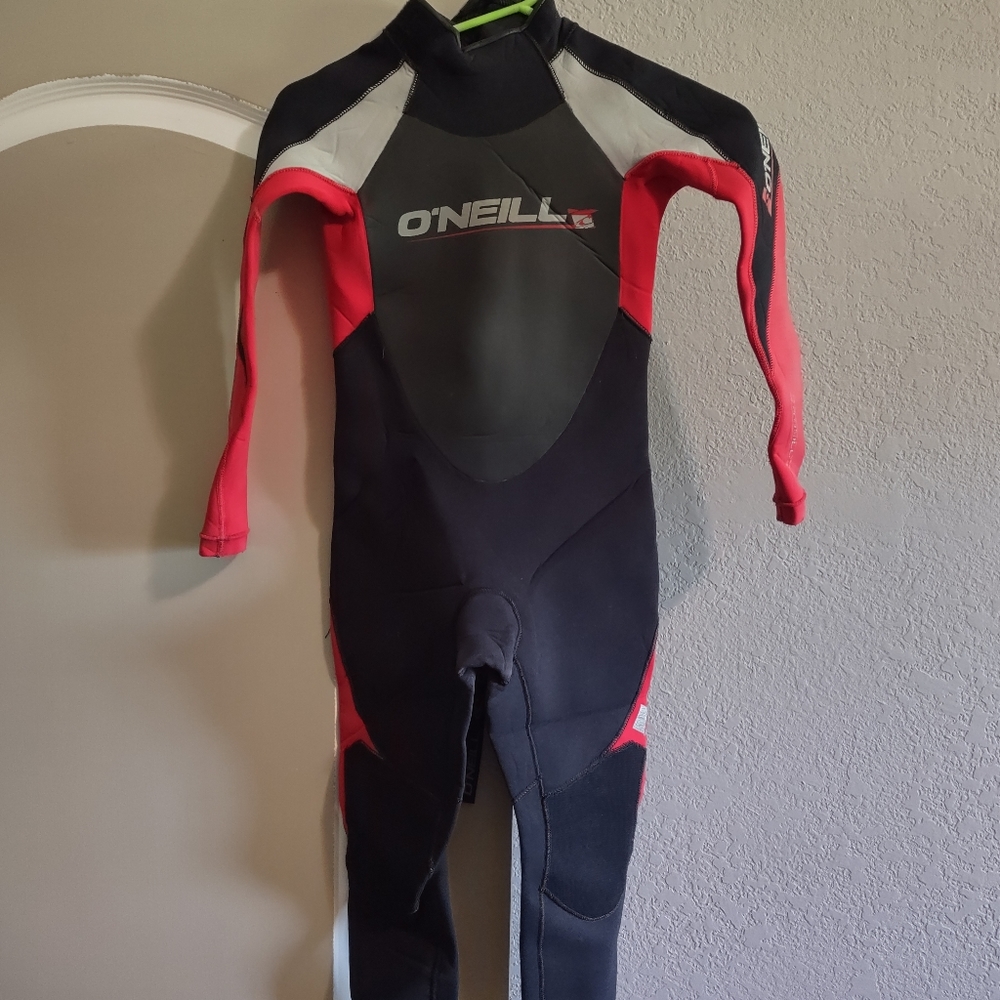 O'Neill child's full wetsuit 3/2mm